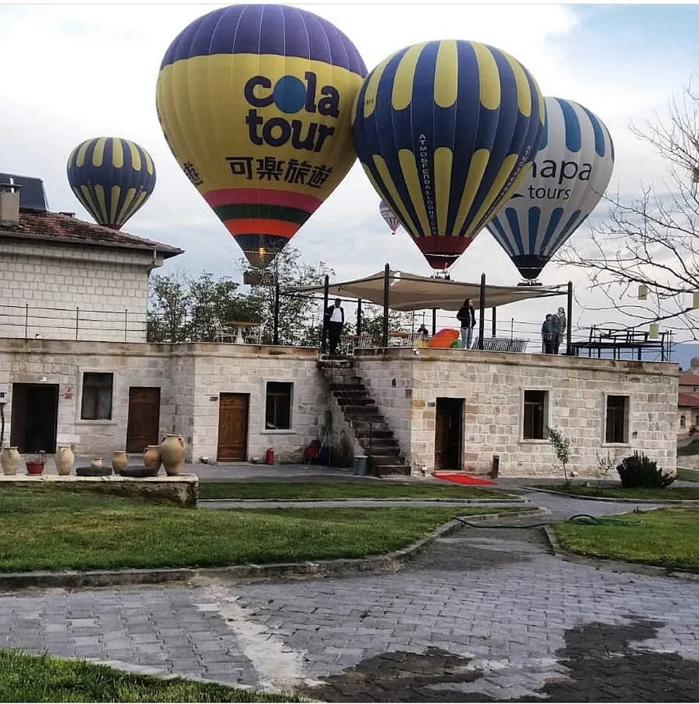 Más de 15 globos sobre el pueblo