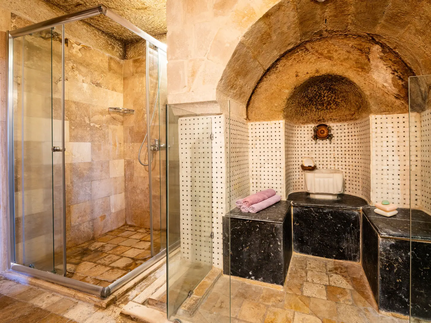 Premier Mağara Suite — Oda 104 (12)