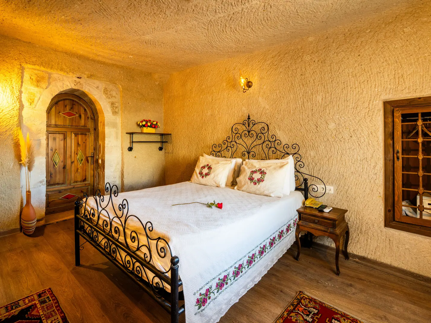 Premier Mağara Suite — Oda 106 (4)