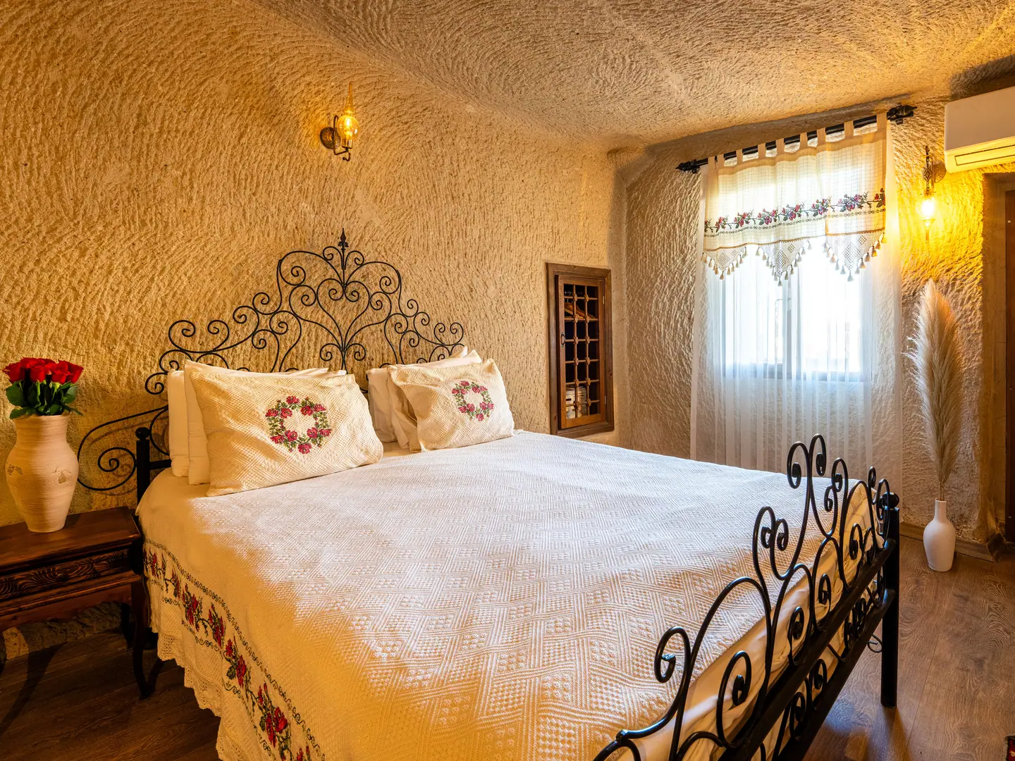Premier Mağara Suite — Oda 106 (6)