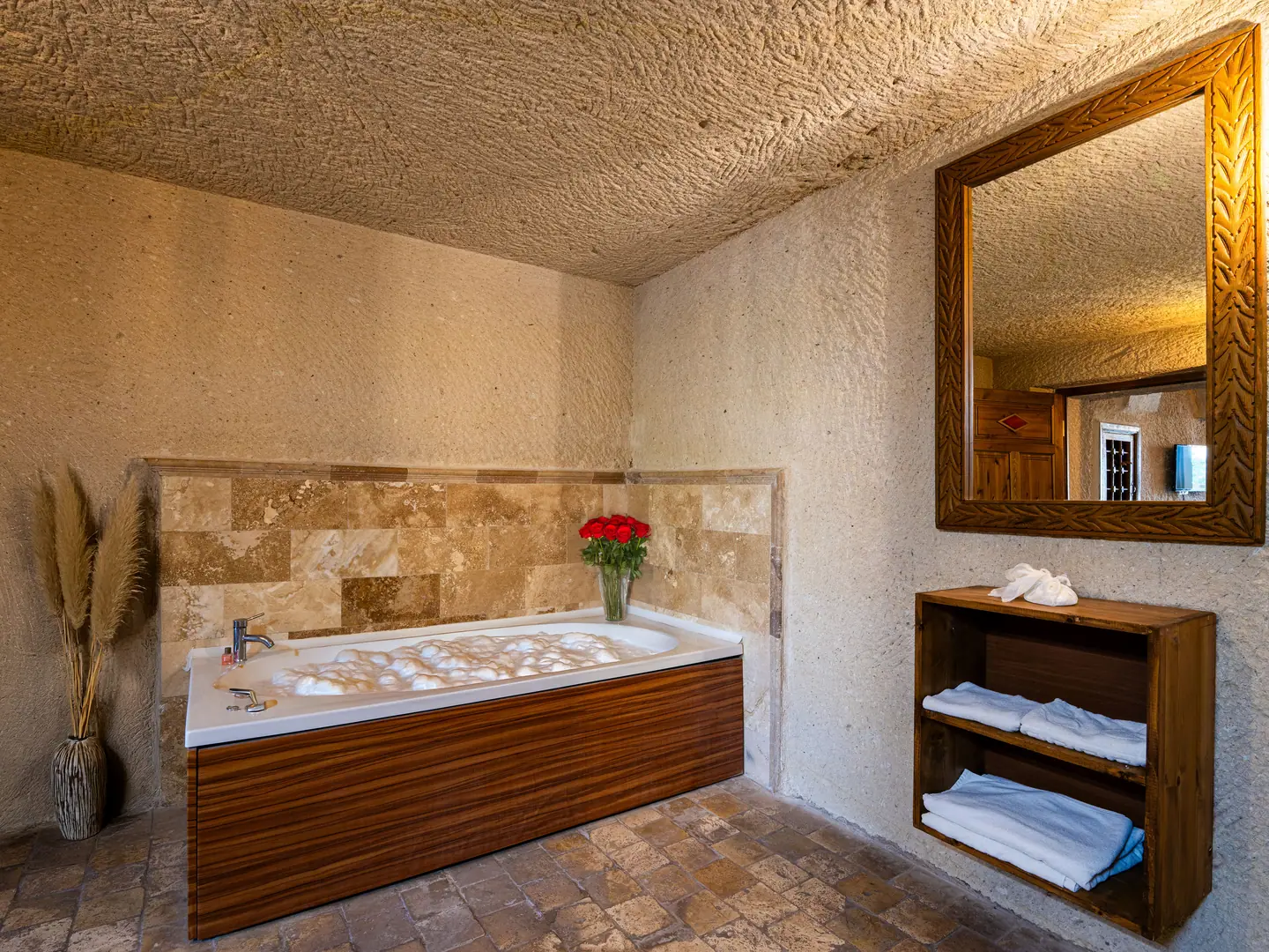 Junior Cave Suite 13